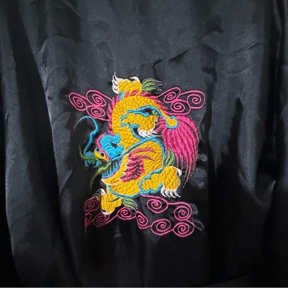 Asian Vintage Silk feel Reversible embroidered Dragon Robe one size - Picture 10 of 16